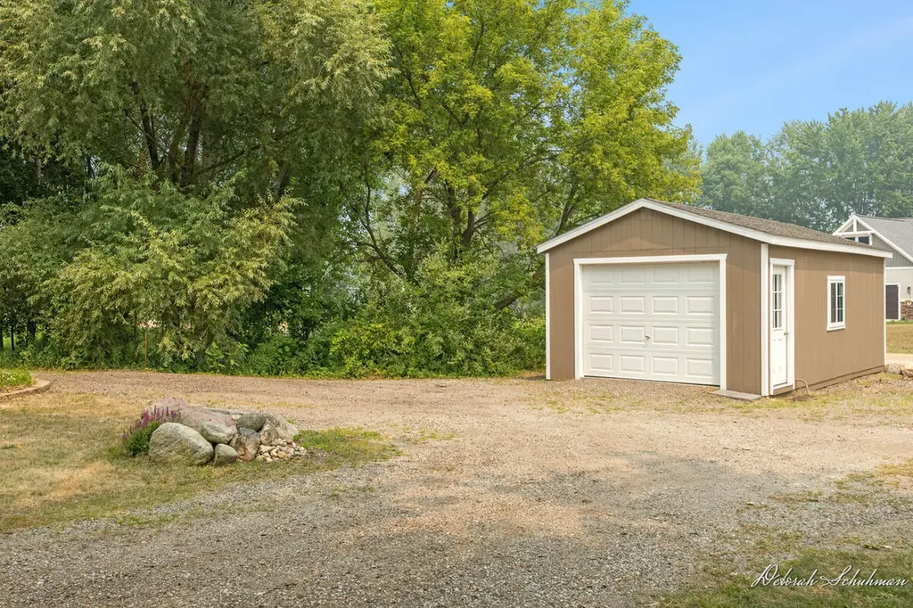 9686 10 Mile Road NE Oakfield Township MI 49341
