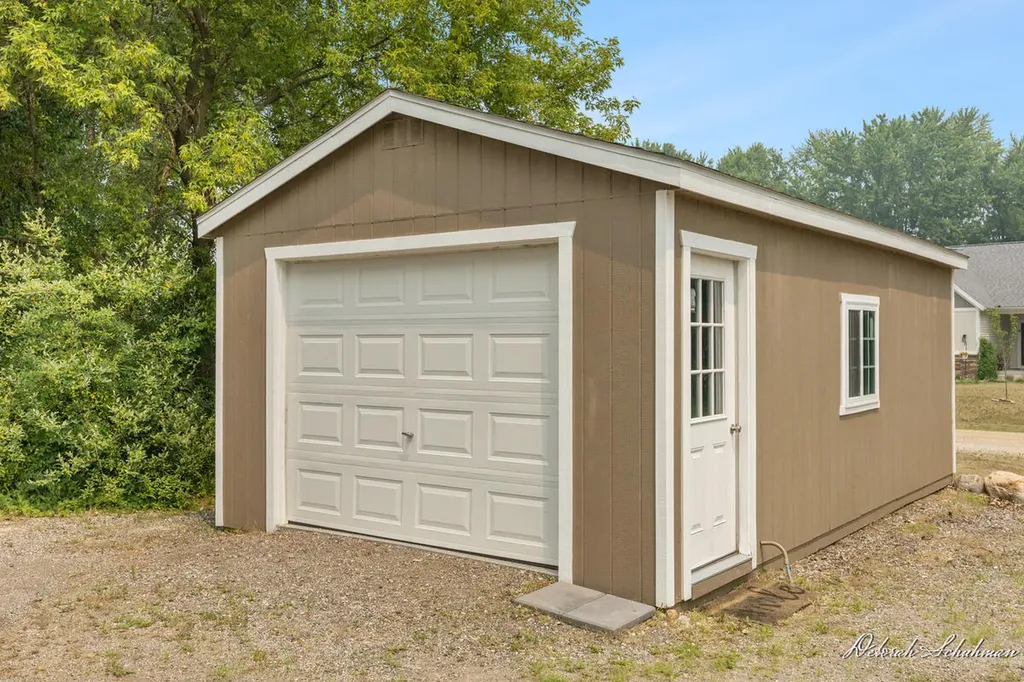 9686 10 Mile Road NE Oakfield Township MI 49341