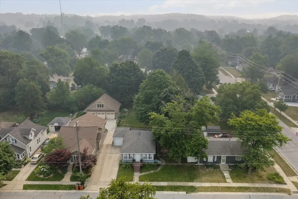 312 Sigsbee Avenue NE Rockford City MI 49341