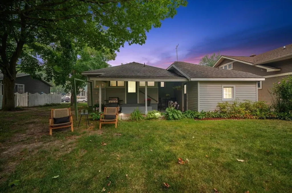 312 Sigsbee Avenue NE Rockford City MI 49341