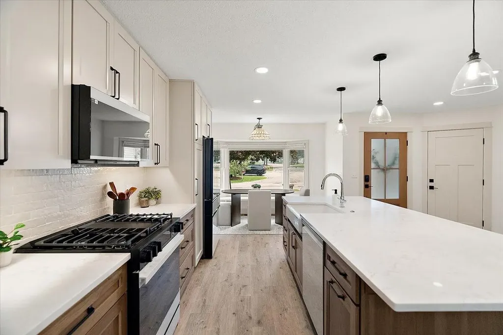 77 Skyline Circle NW Grand Rapids City MI 49504