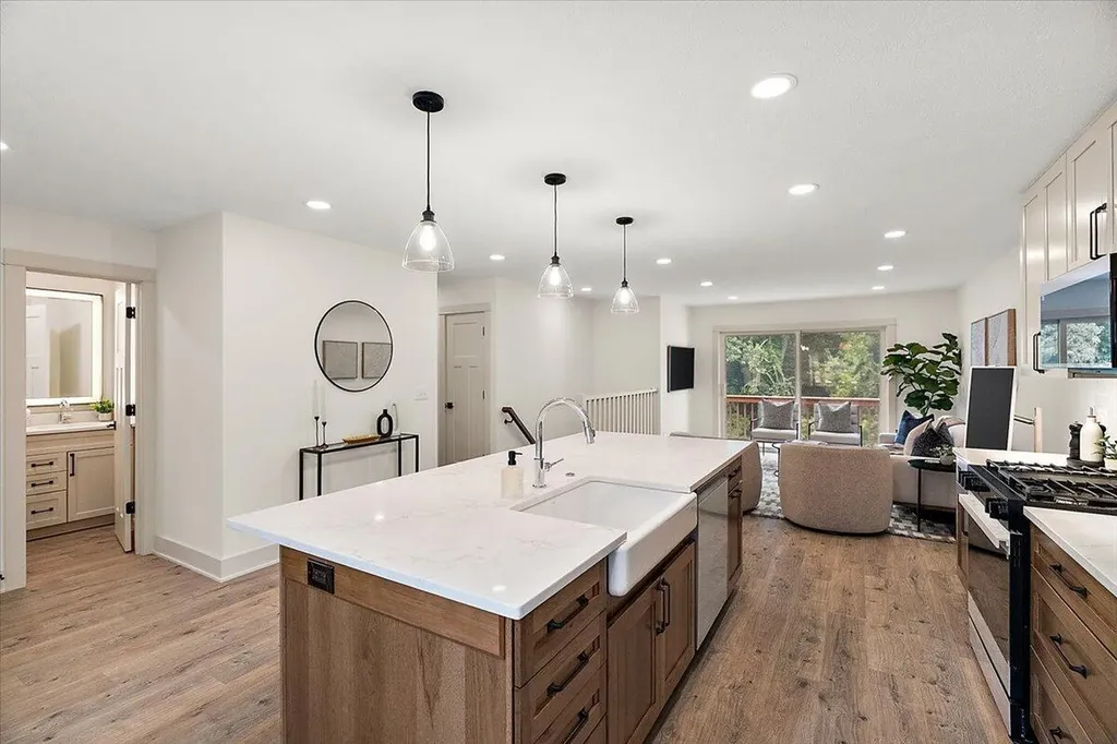 77 Skyline Circle NW Grand Rapids City MI 49504