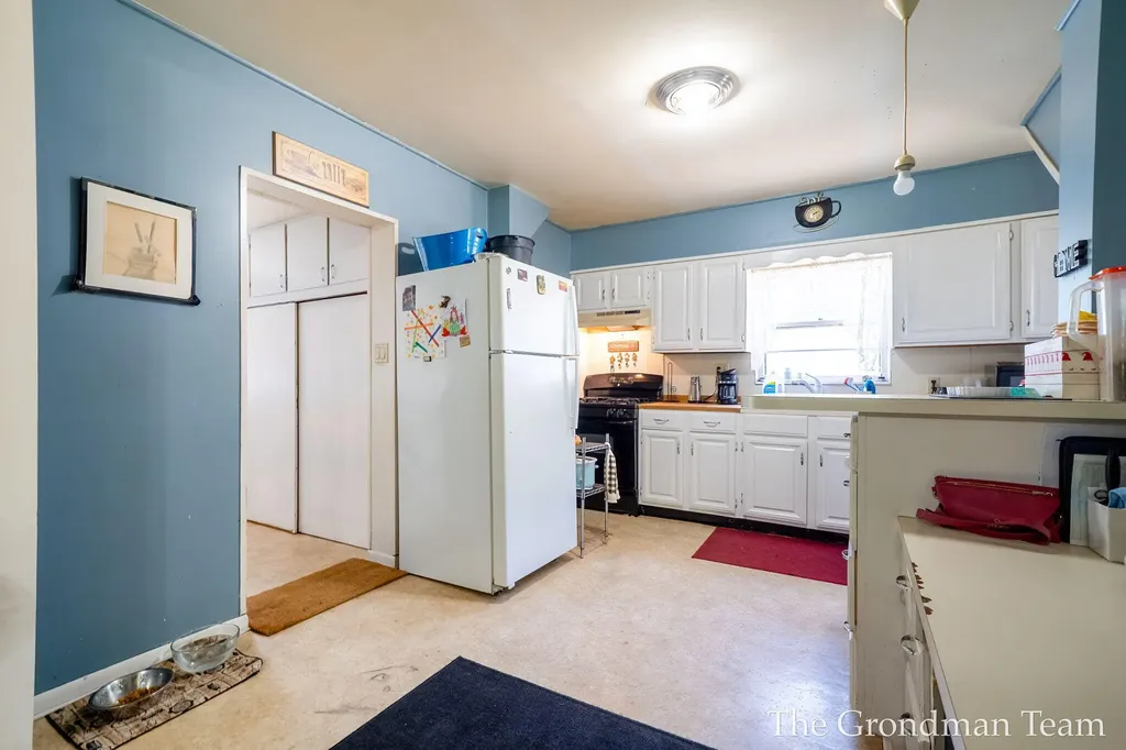 541 W Elm Street Wayland Township MI 49348
