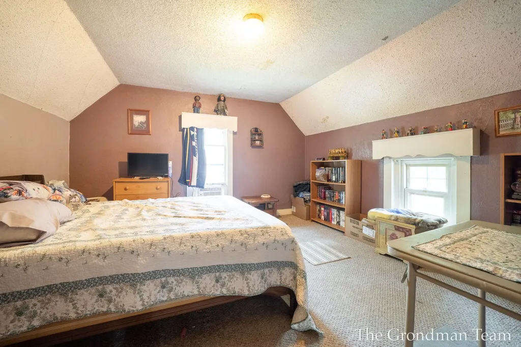 541 W Elm Street Wayland Township MI 49348