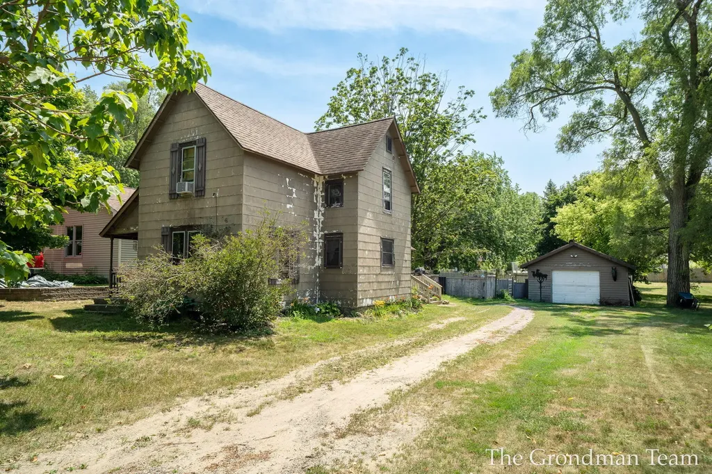 541 W Elm Street Wayland Township MI 49348