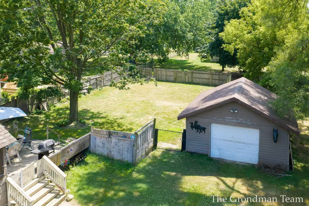 541 W Elm Street Wayland Township MI 49348