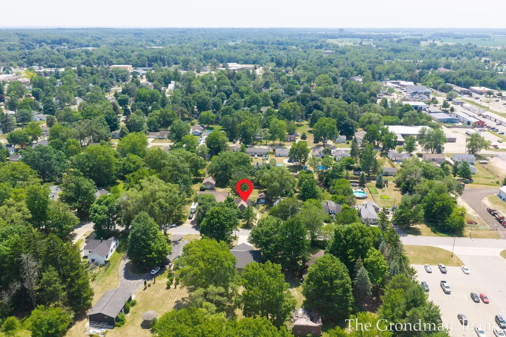 541 W Elm Street Wayland Township MI 49348