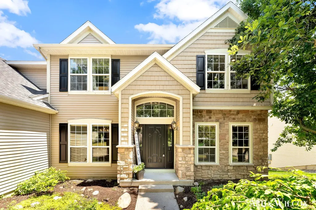 974 Dogwood Meadows Drive SE Ada Township MI 49301