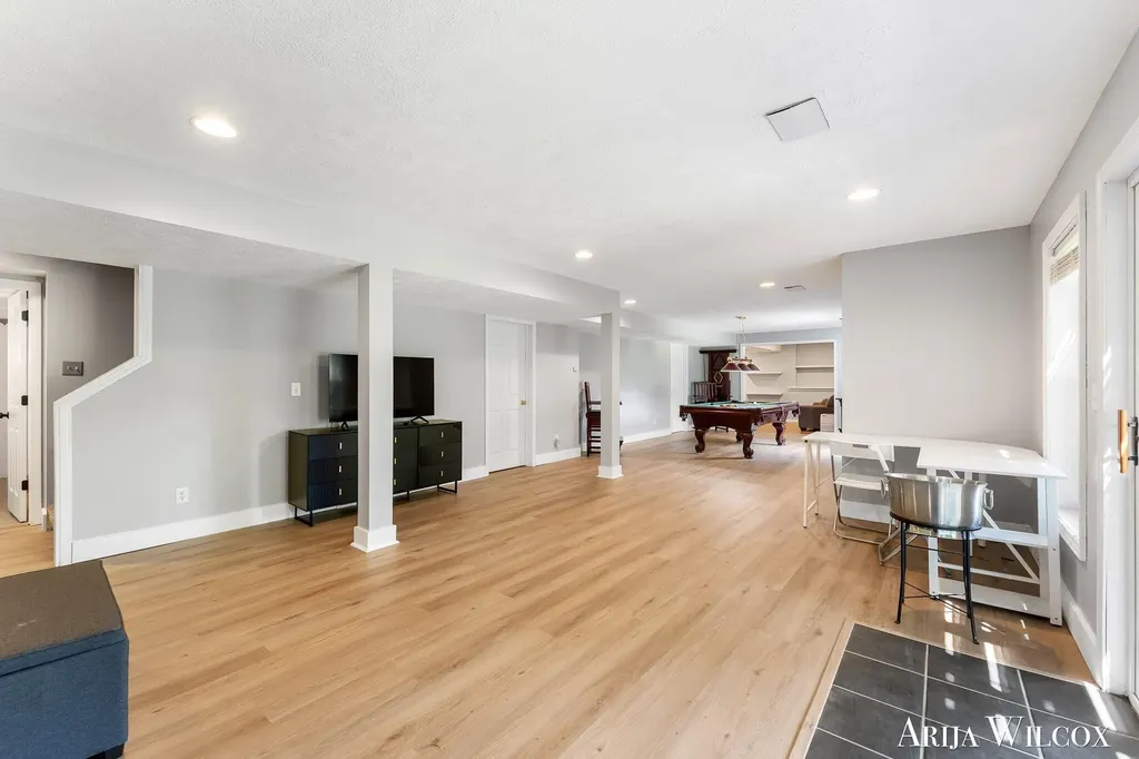 974 Dogwood Meadows Drive SE Ada Township MI 49301