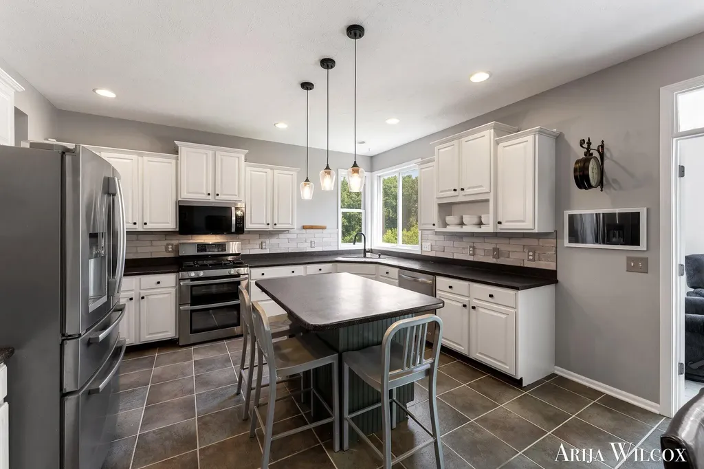 974 Dogwood Meadows Drive SE Ada Township MI 49301