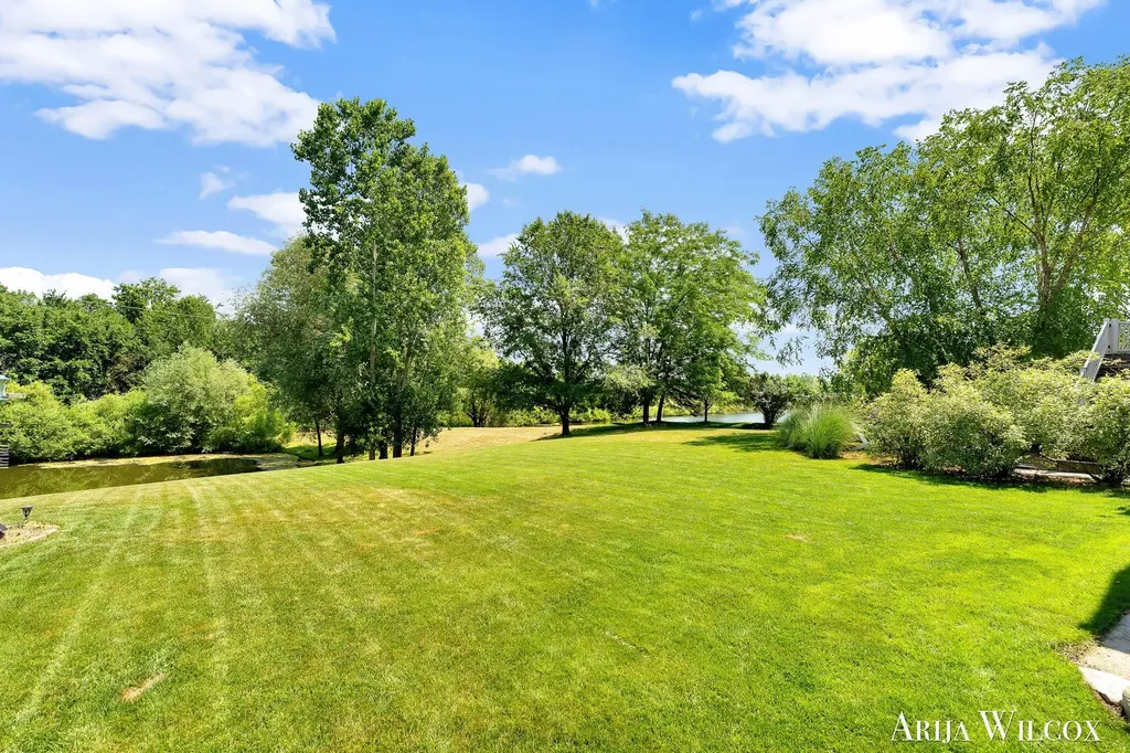 974 Dogwood Meadows Drive SE Ada Township MI 49301