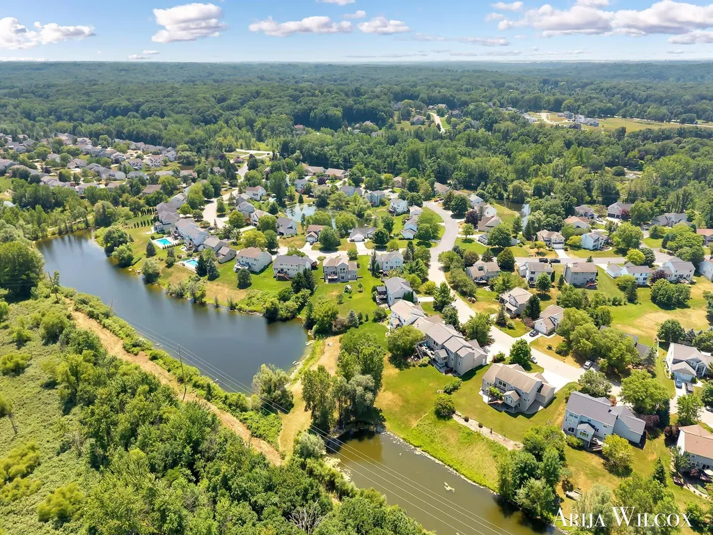 974 Dogwood Meadows Drive SE Ada Township MI 49301