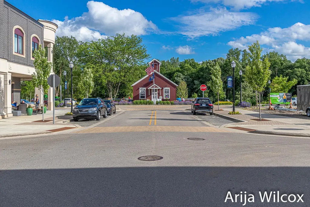 974 Dogwood Meadows Drive SE Ada Township MI 49301
