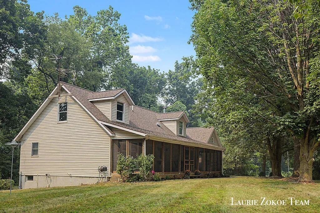 9202 Oriole Drive Polkton Charter Township MI 49404
