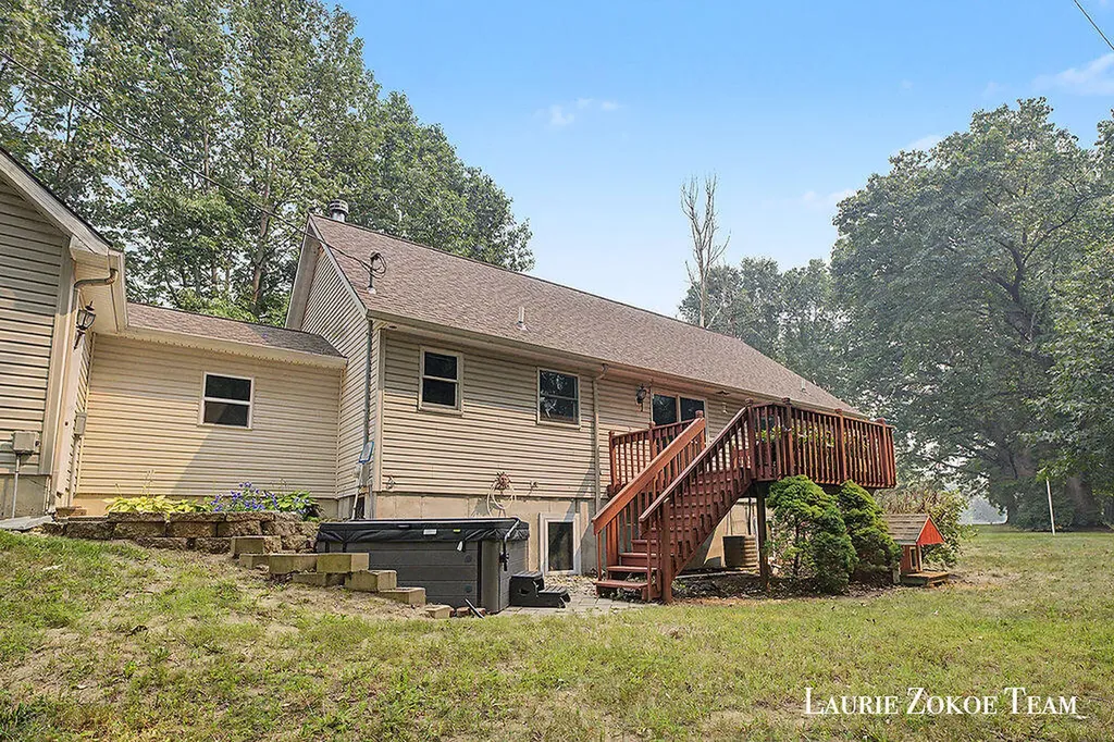 9202 Oriole Drive Polkton Charter Township MI 49404