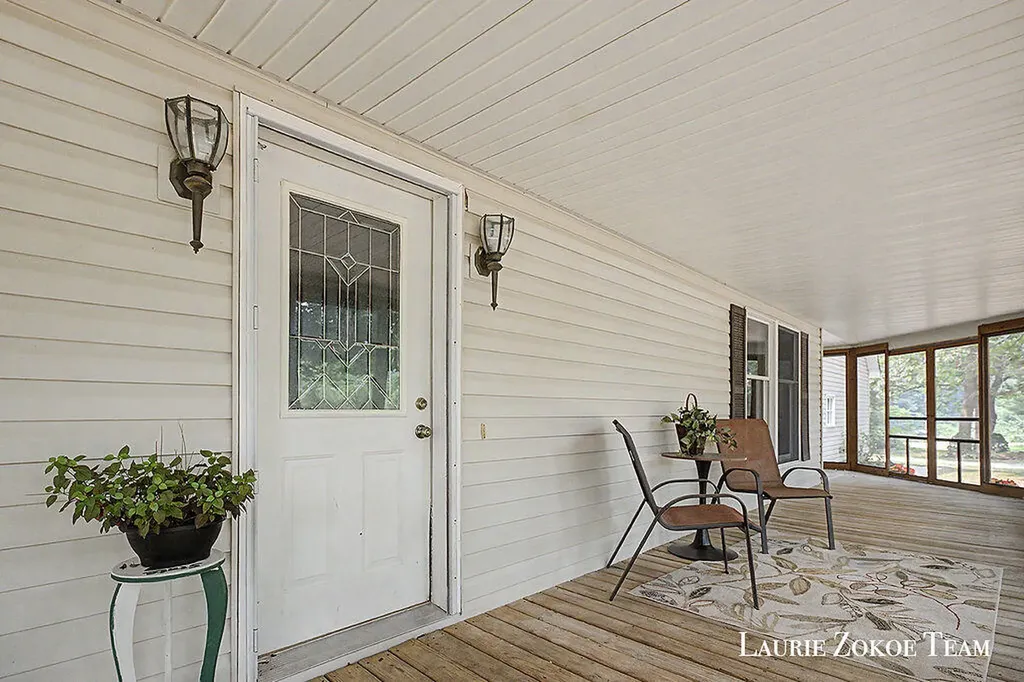 9202 Oriole Drive Polkton Charter Township MI 49404