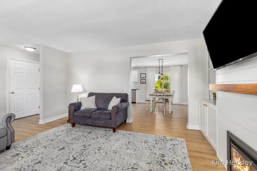 945 River Rock Drive NE Plainfield Charter Township MI 49321