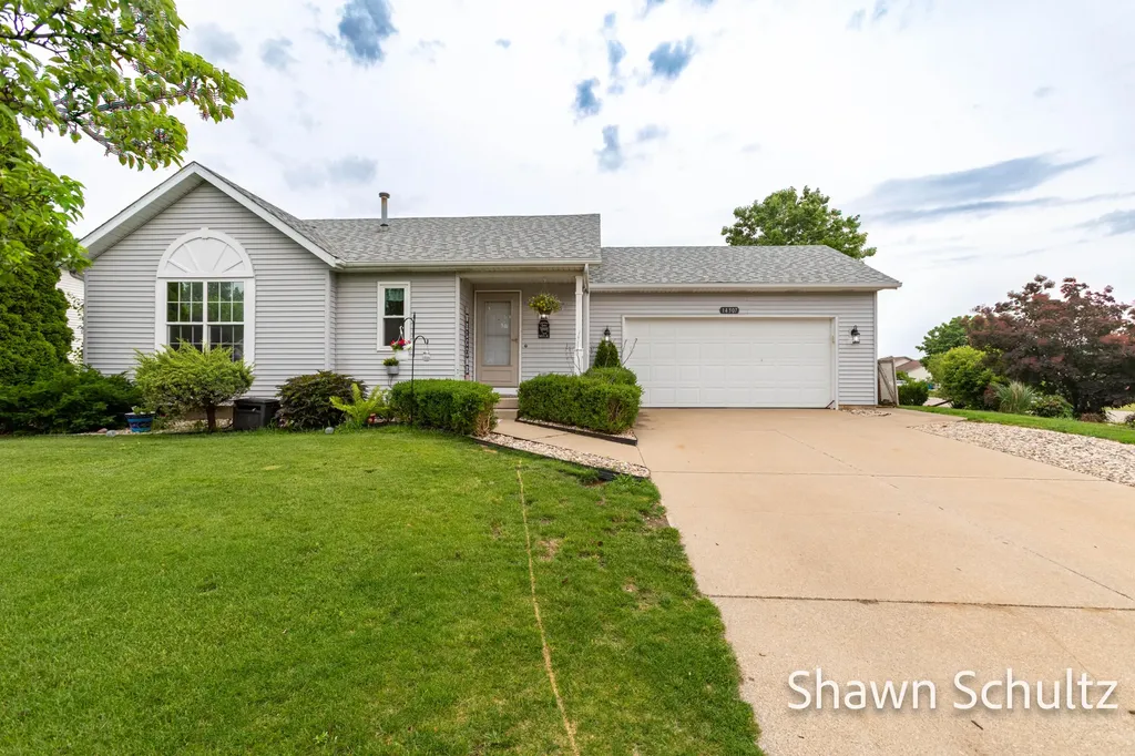14307 Aspen Vale Drive Holland Charter Township MI 49424