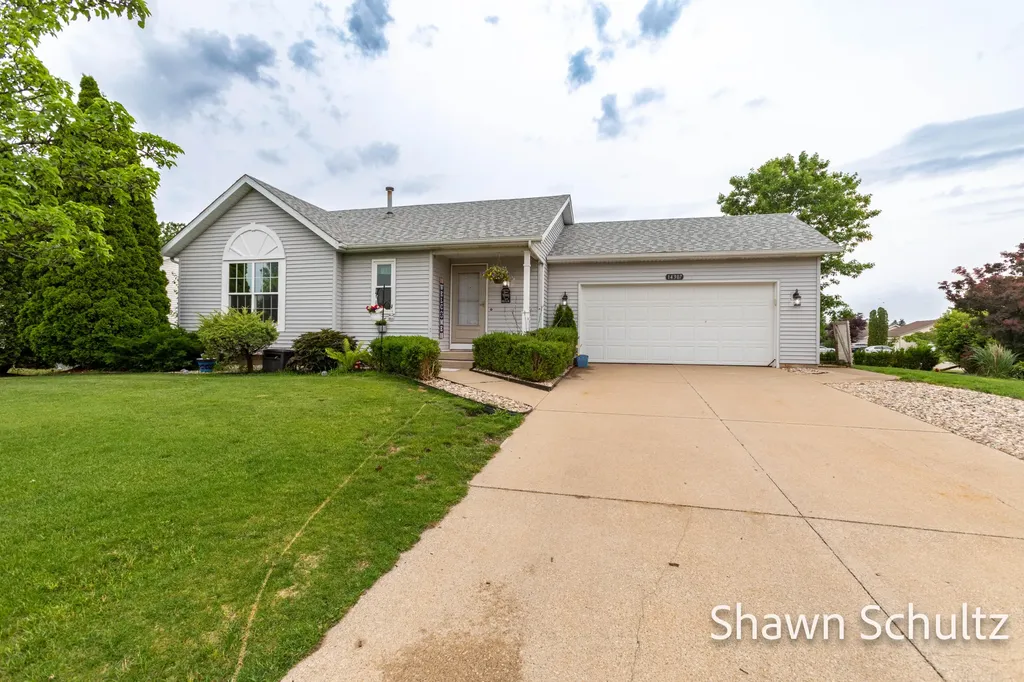 14307 Aspen Vale Drive Holland Charter Township MI 49424