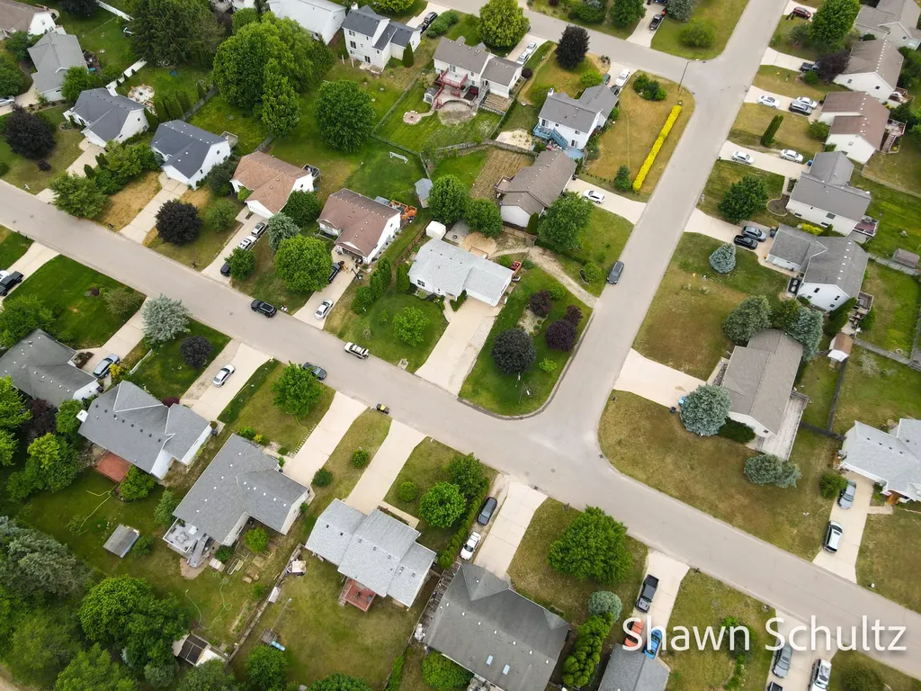 14307 Aspen Vale Drive Holland Charter Township MI 49424