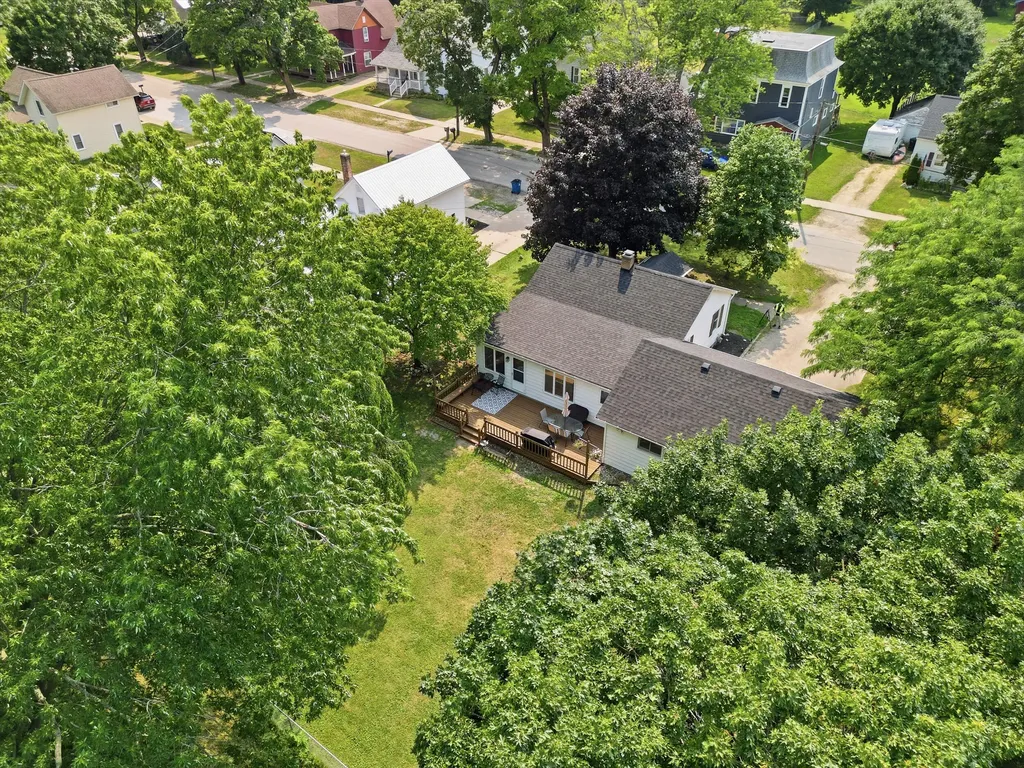 38 Arthur Street Grant City MI 49327