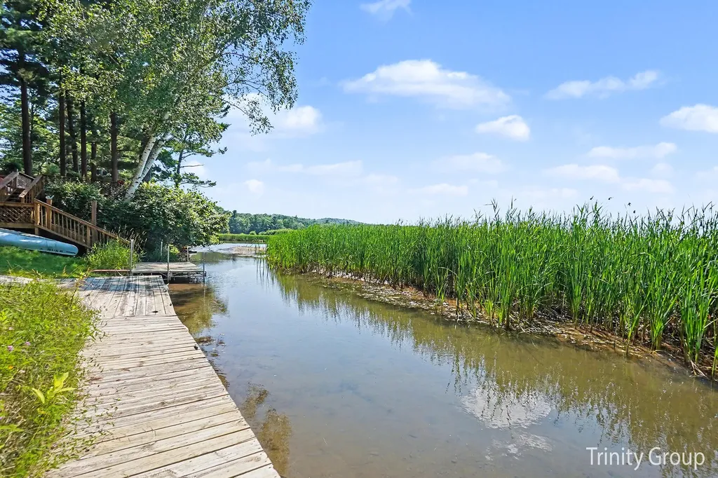 6712 E Carrigan Drive Croton Township MI 49337
