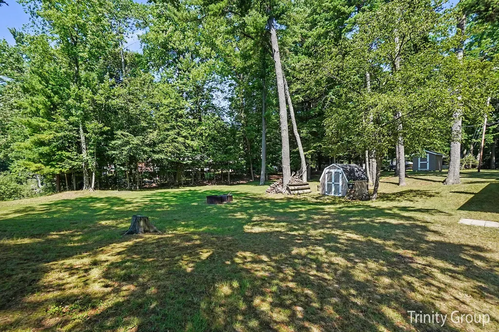 6712 E Carrigan Drive Croton Township MI 49337