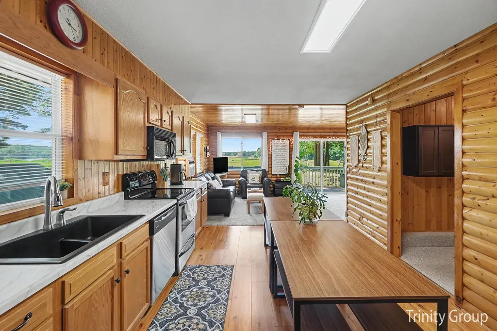 6712 E Carrigan Drive Croton Township MI 49337