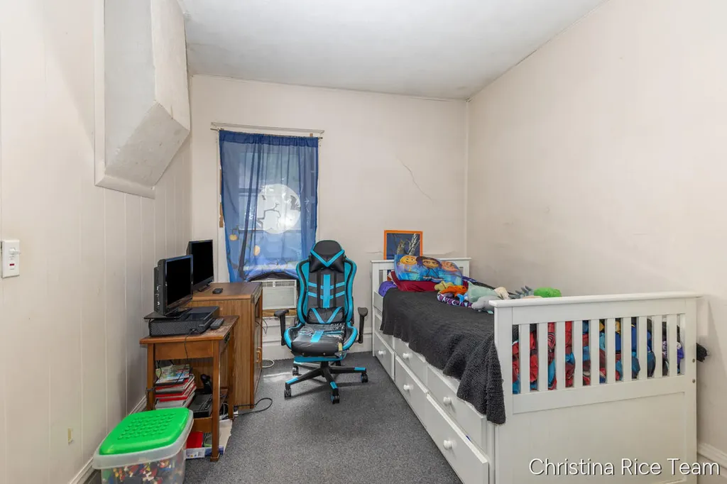 115 E Congress Street Keene Township MI 48809