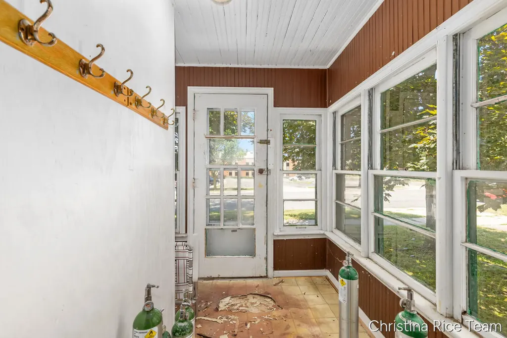 115 E Congress Street Keene Township MI 48809