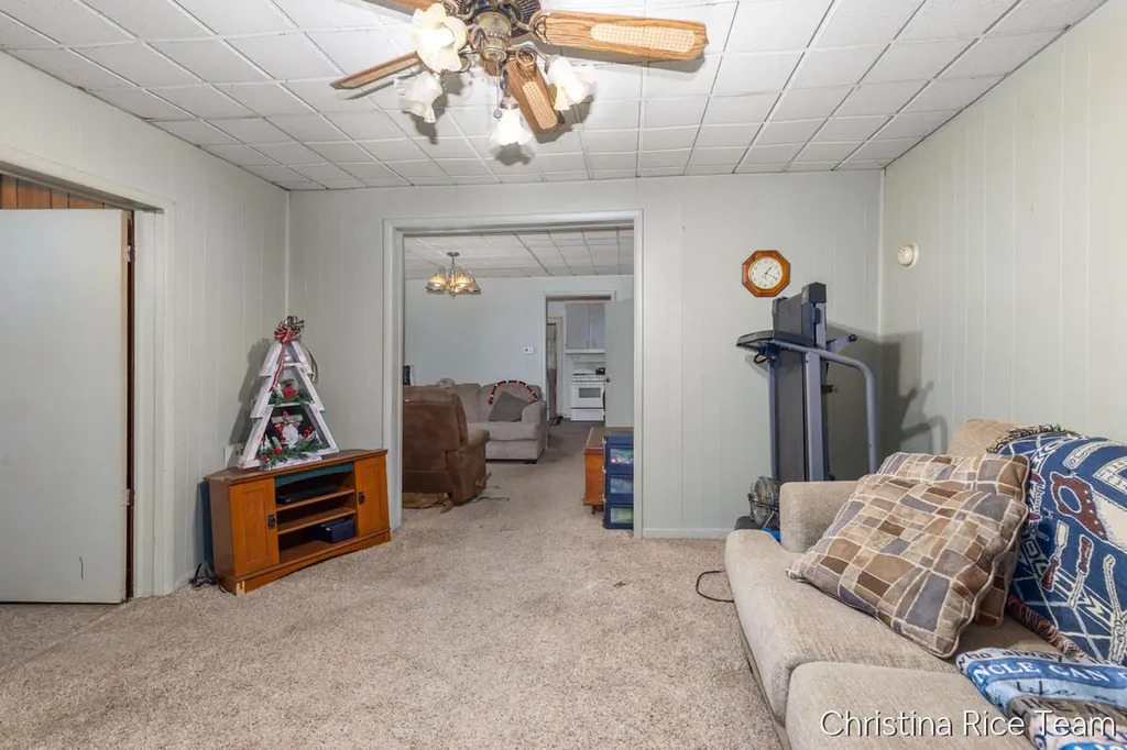 115 E Congress Street Keene Township MI 48809