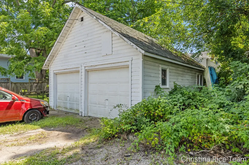 115 E Congress Street Keene Township MI 48809