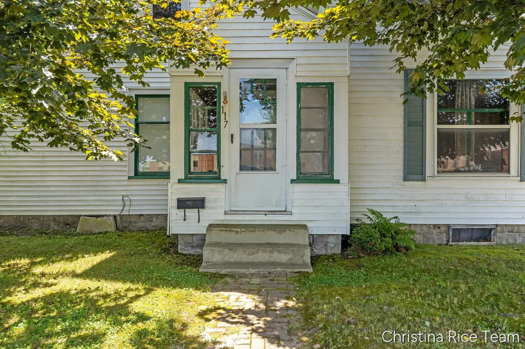 115 E Congress Street Keene Township MI 48809