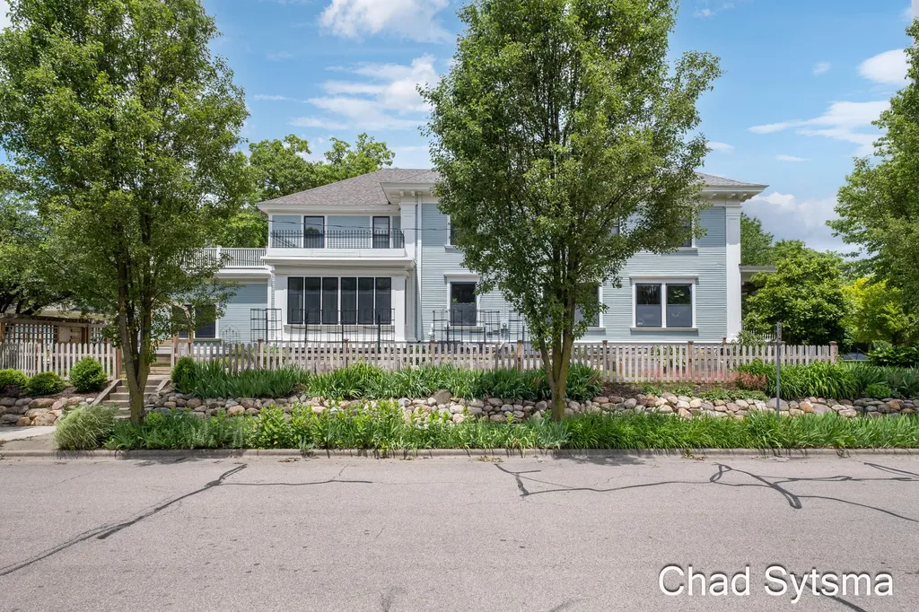 703 Madison Avenue SE Grand Rapids City MI 49503