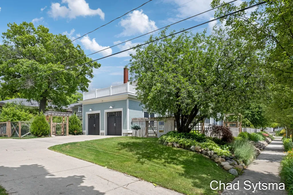703 Madison Avenue SE Grand Rapids City MI 49503