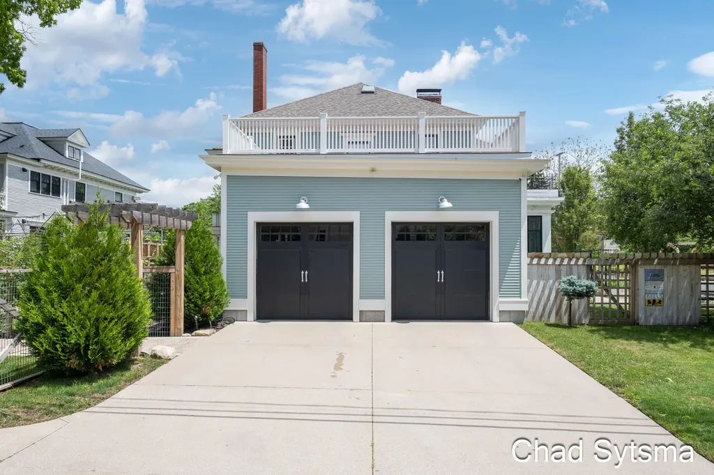 703 Madison Avenue SE Grand Rapids City MI 49503