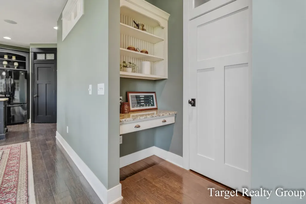 1705 N Bay Drive Georgetown Charter Township MI 49426