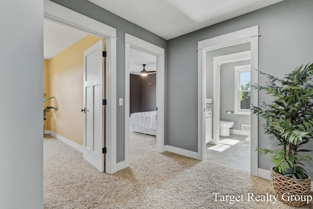 1705 N Bay Drive Georgetown Charter Township MI 49426