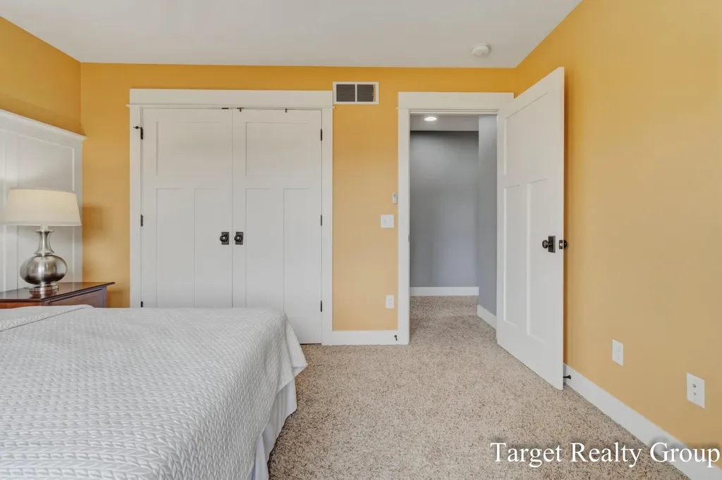 1705 N Bay Drive Georgetown Charter Township MI 49426