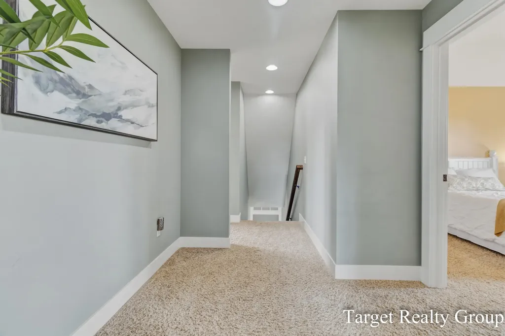 1705 N Bay Drive Georgetown Charter Township MI 49426