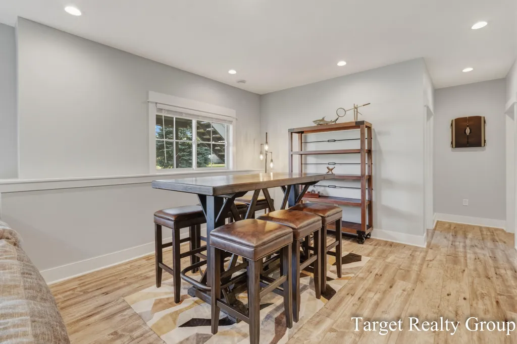 1705 N Bay Drive Georgetown Charter Township MI 49426