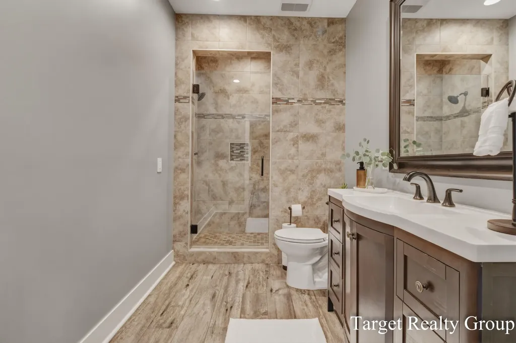 1705 N Bay Drive Georgetown Charter Township MI 49426