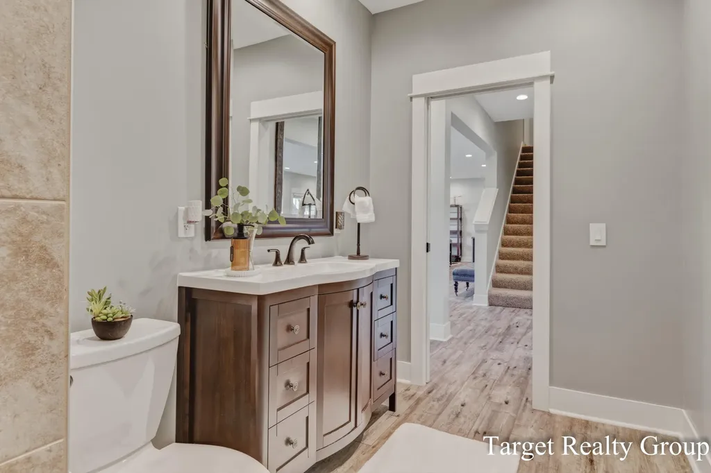 1705 N Bay Drive Georgetown Charter Township MI 49426