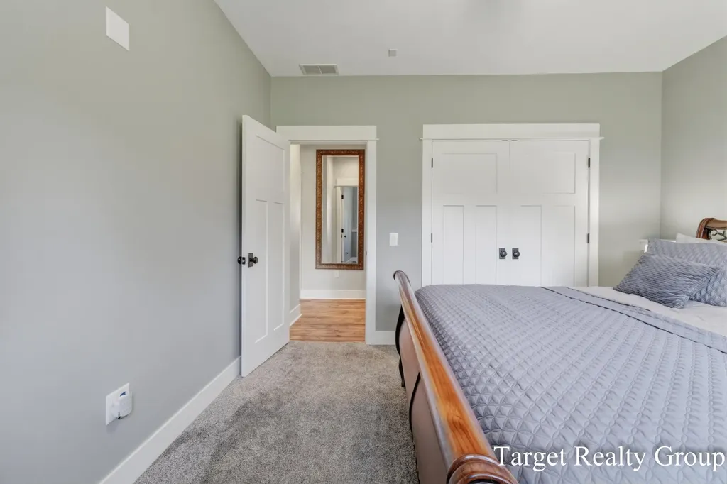 1705 N Bay Drive Georgetown Charter Township MI 49426