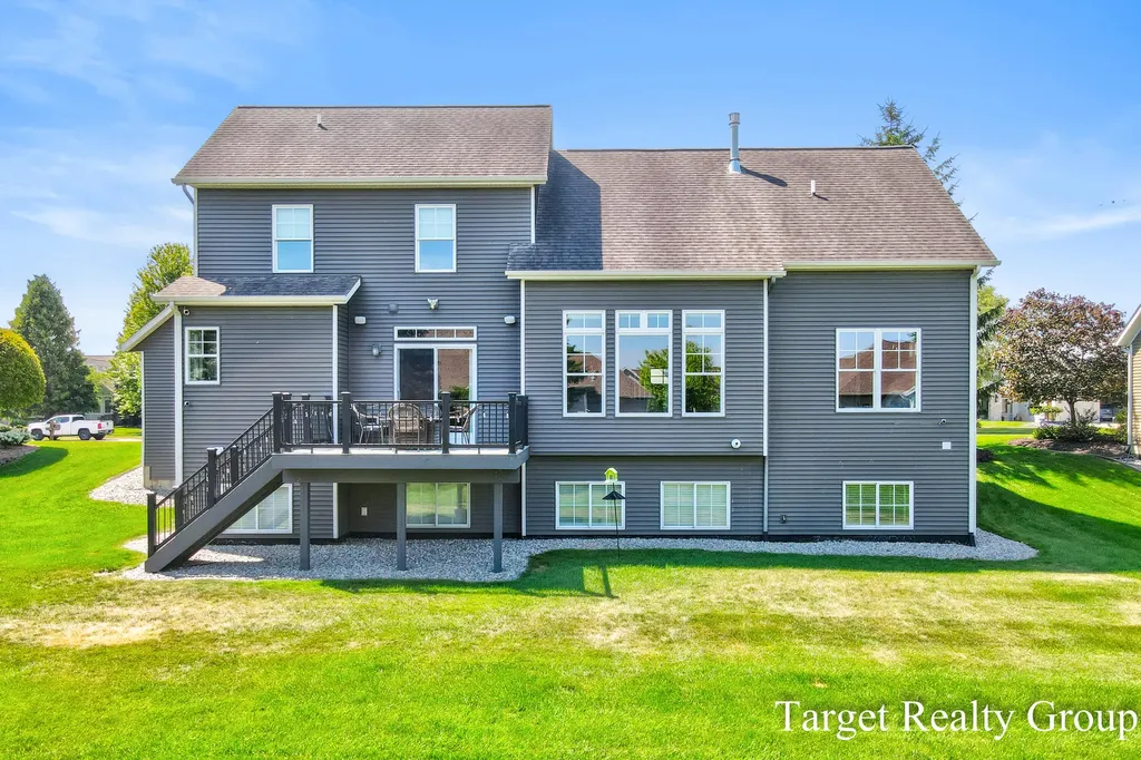 1705 N Bay Drive Georgetown Charter Township MI 49426