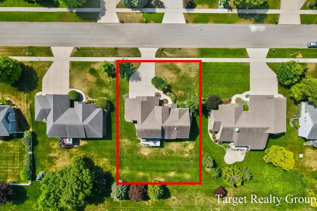 1705 N Bay Drive Georgetown Charter Township MI 49426