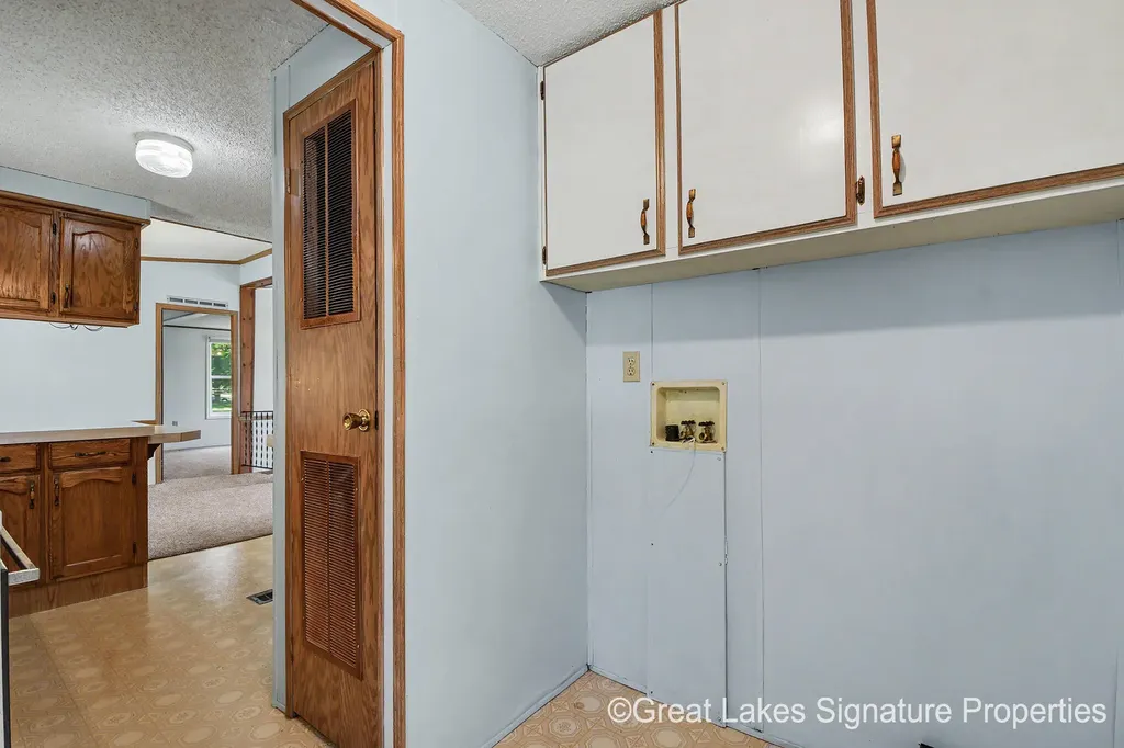 618 E Benton Street Greenville City MI 48838