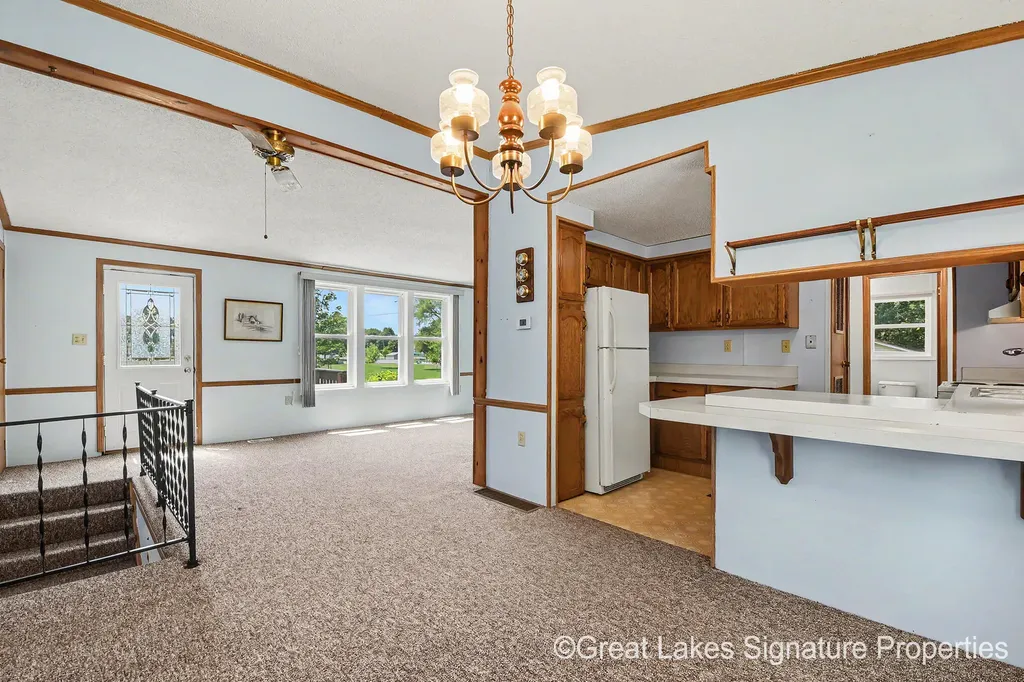 618 E Benton Street Greenville City MI 48838