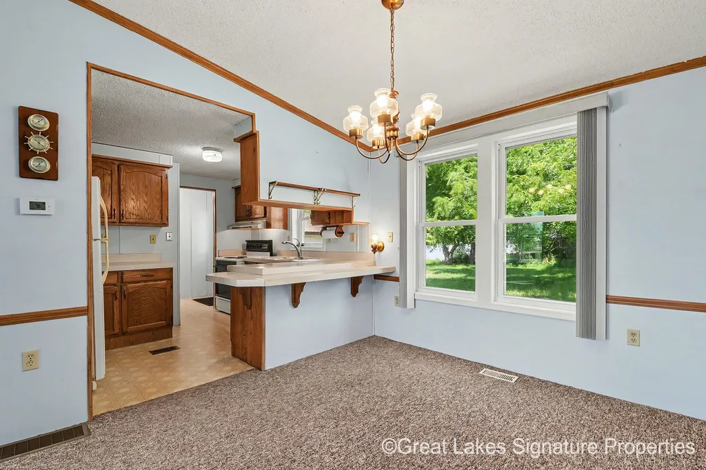 618 E Benton Street Greenville City MI 48838