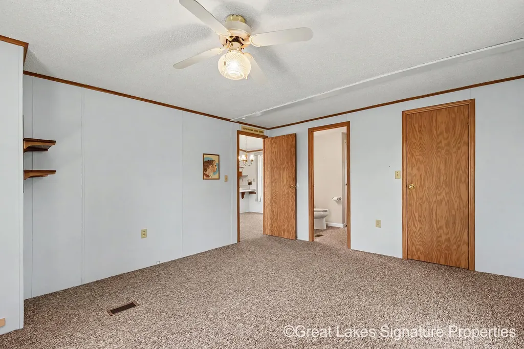 618 E Benton Street Greenville City MI 48838